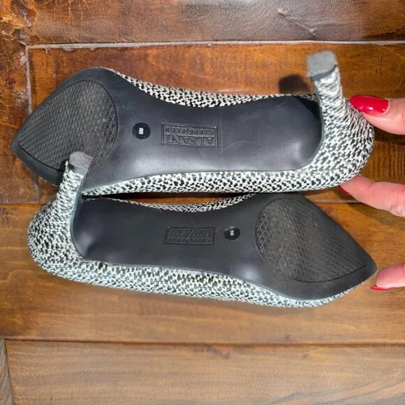 Alfani Step ’n Flex Woven Pointed-Toe Heels | Black & White | Size 8M - Picture 8 of 9